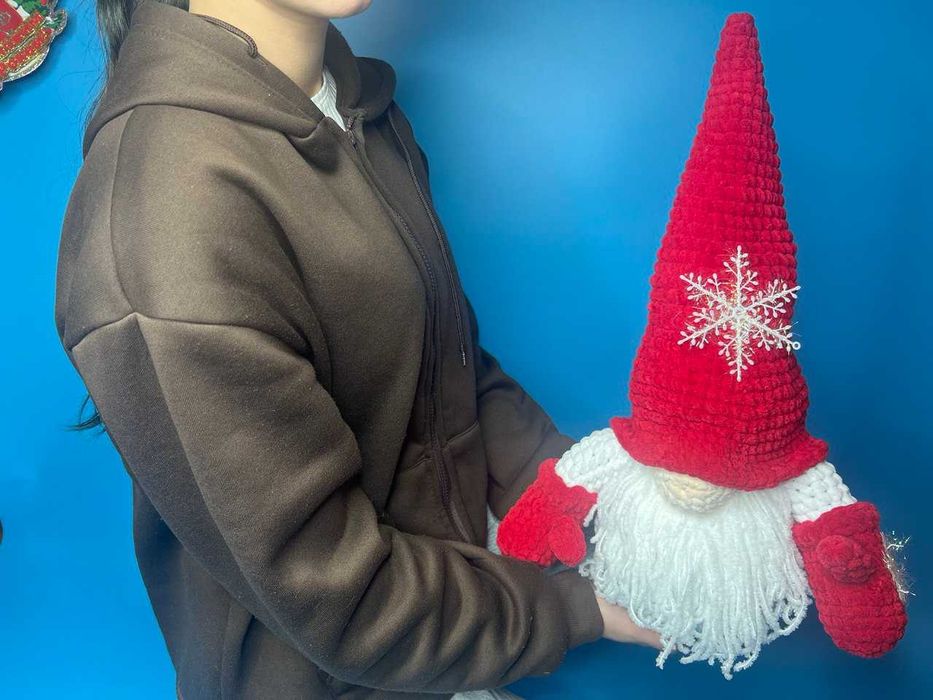 В'язаний великий шведський плюшевий гном ручної роботи, новий рік