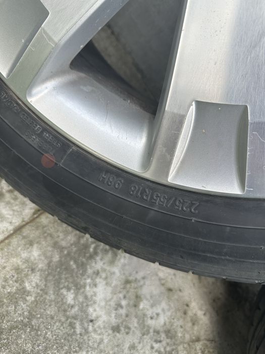 Диски з шинами R18 Mitsubishi Outlender