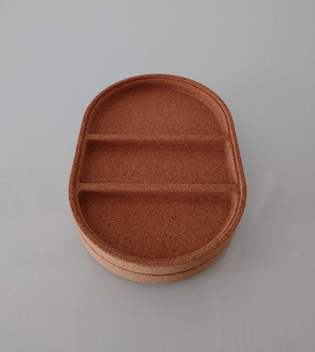 Guarda-jóias em cortiça IKEA