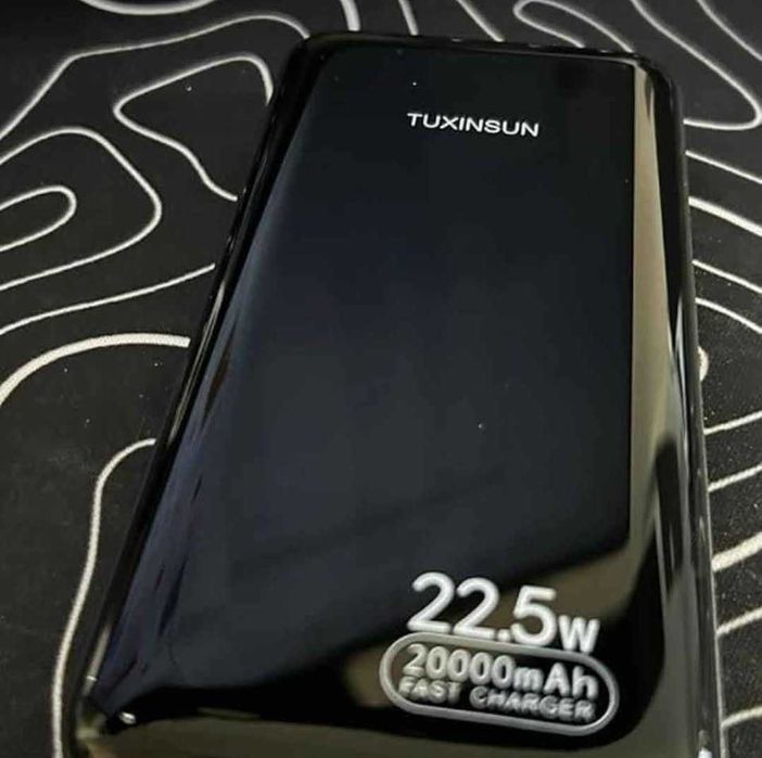 Power bank de carregamento rápido ( novo com garantia)