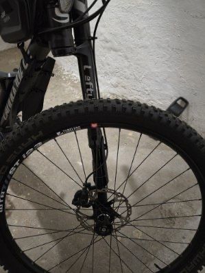 Rower elektryczny Piekny Cannondale