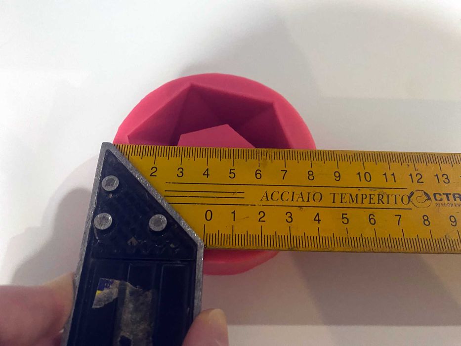 Forma silikonowa do zrobienia garnka do żywicy, gipsu, betonu