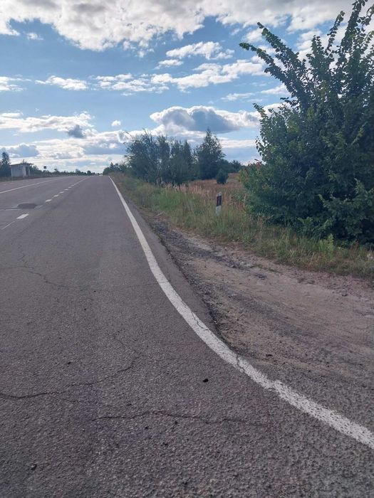 Продам земельну ділянку. Волинська область. На трасі М07 E373