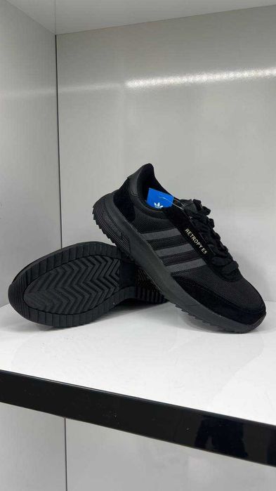 Кросівки Adidas Retropy E5 чорні (42 розмір)