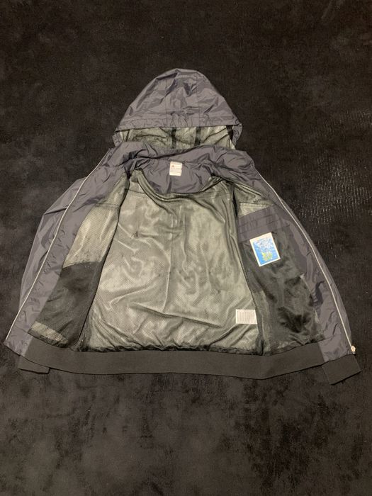 Вінтажна вітровка Adidas 90-х початку 2000-х з райдужною блискавкою