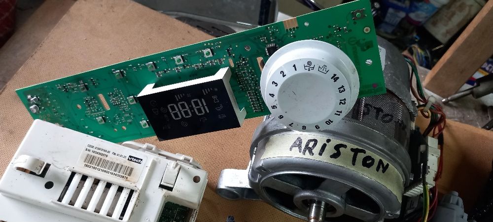 Peças de máquina de lavar roupa ariston