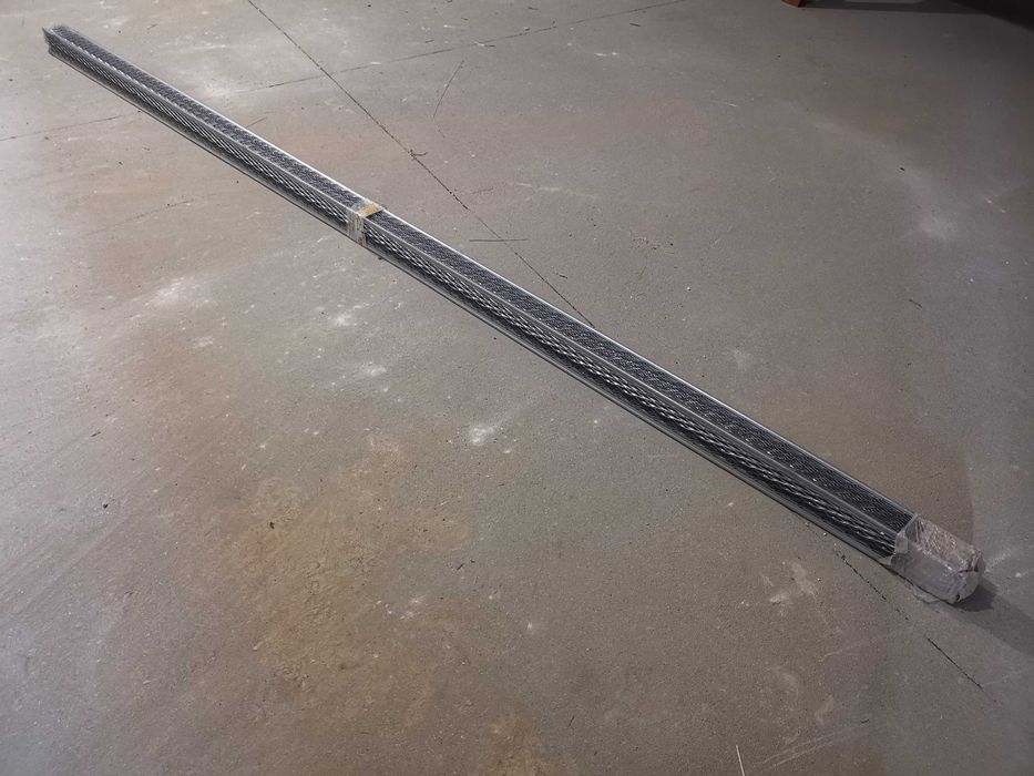 Narożnik stalowy ocynkowany, szerokość 36x36 dł. 250cm x 25 szt.