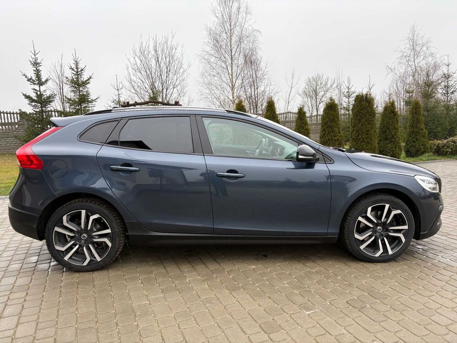 VOLVO V40 CROOS COUNTRY Lifting 2.0d 150KM Automat
