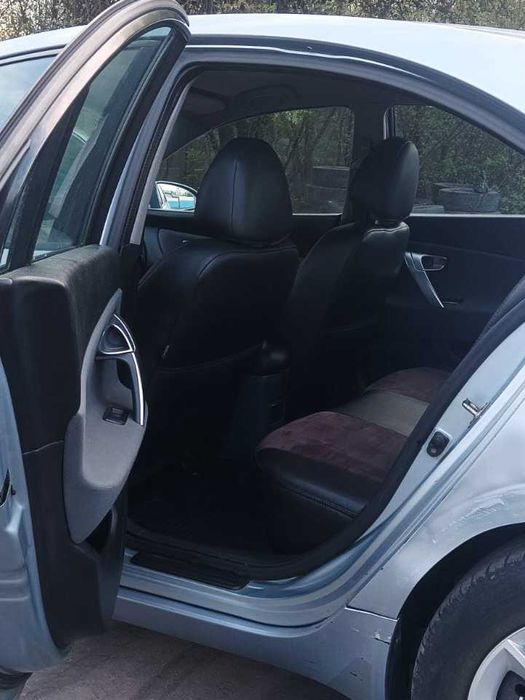Терміново!!! Nissan Primera 1.8 газ/бензин 2005 року