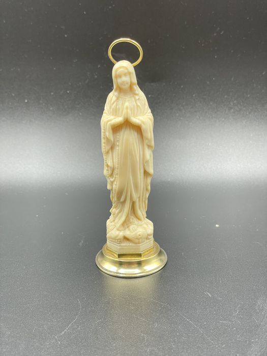 Escultura Virgem Maria em material nobre e prata