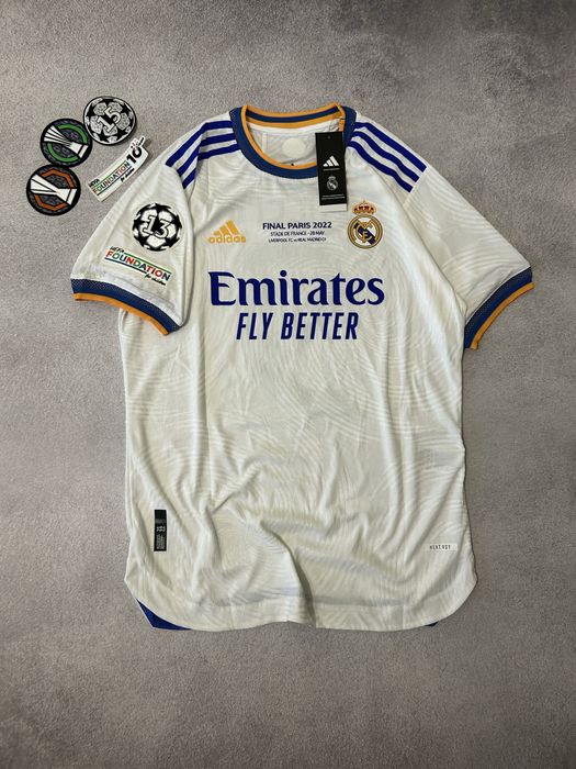 футбольна футболка / форма Adidas Real Madrid Benzema 2021/22