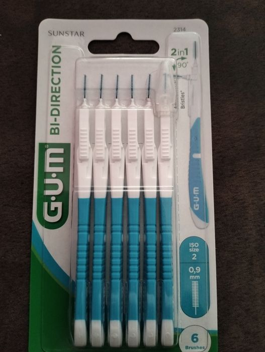 Urządzenie do czyszczenia przestrzeni między zębami