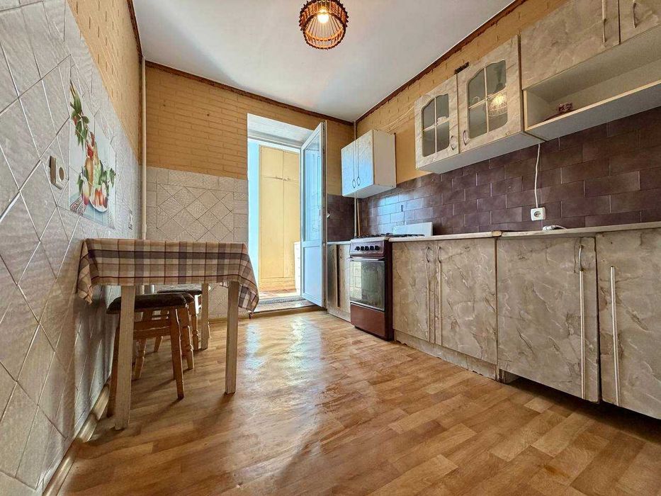 2 кім вторинка в хорошому житловому стані