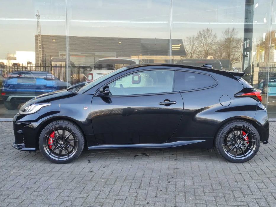 Toyota Yaris      2022