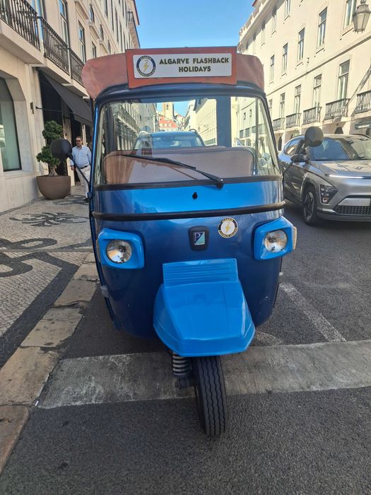 Tuk Tuk Piaggio Ape Classic 400 (7 lugares matrícula)