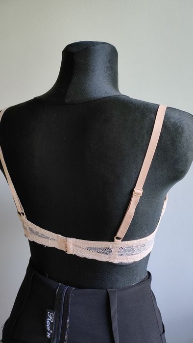 Biustonosze 3szt+gratis