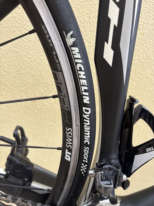 Bicicleta de estrada em carbono BH RC1 + Gps Garmin