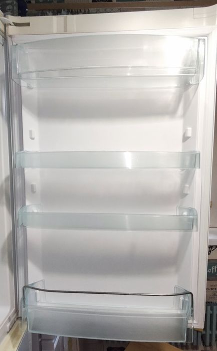 Продам холодильник Snaige