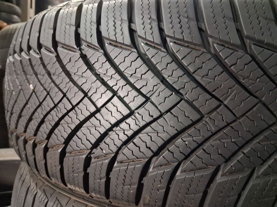 ШИНЫ Б/У 205/60 R15 Minerva Frostrack