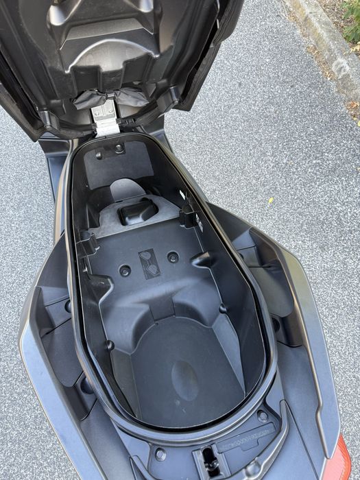 Yamaha x-max 125 abs (2018)