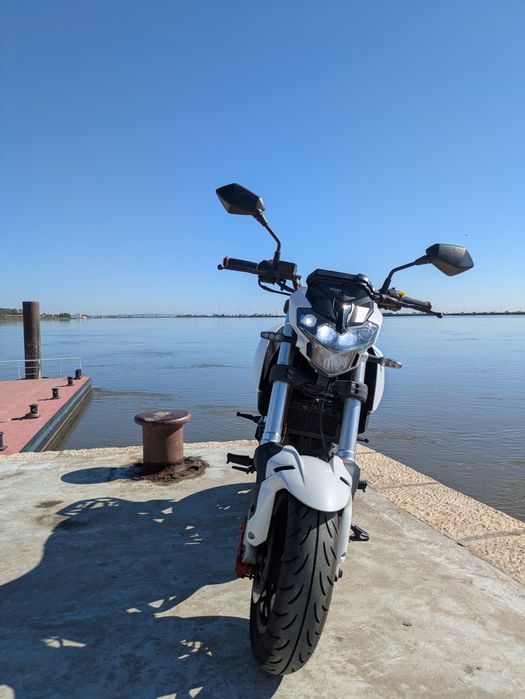 Benelli TNT 125 2019 Revisões em dia + Extras