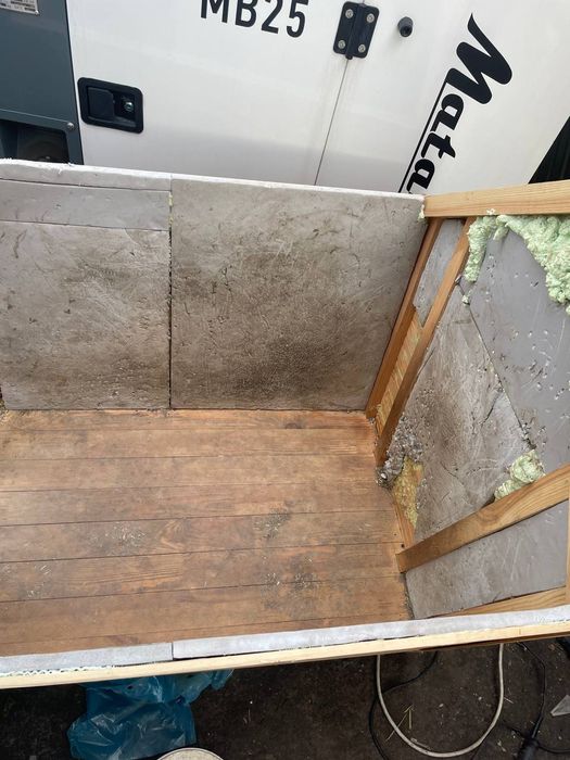 Будка для великих порід утепленна