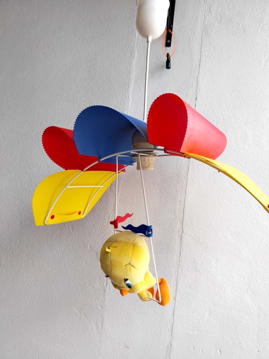 Candieiro para quarto de criança