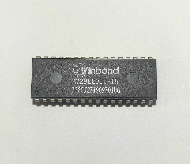 Circuitos Integrados EEPROM's e EPROM's