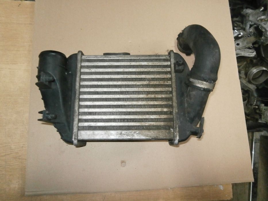 audi a4 b6 b7 2,5 tdi intercoller lewy
