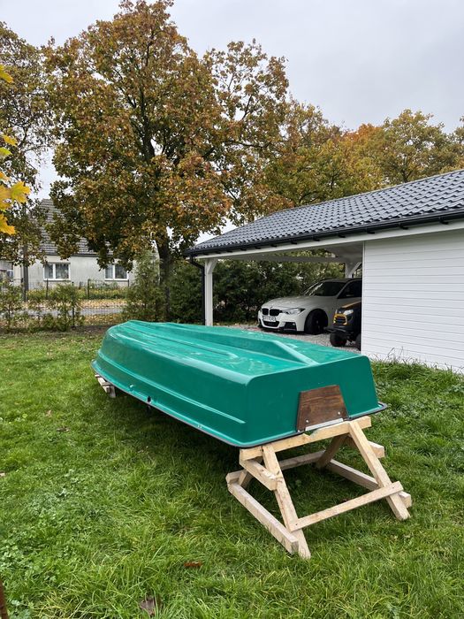 Lodz łódka łódź lodka lodki lodzie wioslowa wedkarska wędkarska