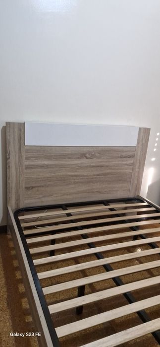 Estrato e base de cama de casal