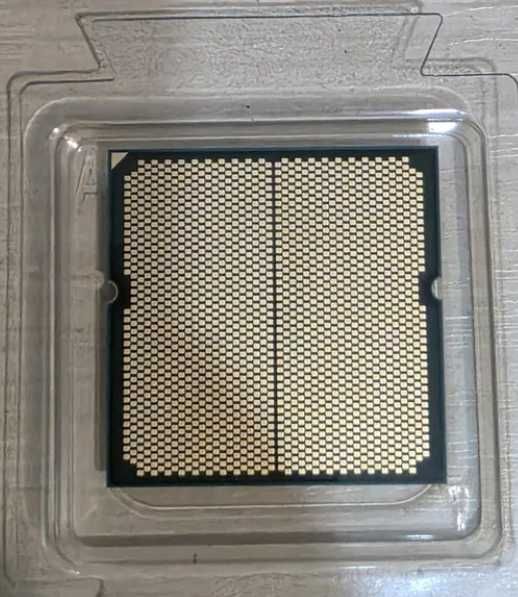 Процесоp AMD Ryzen 9 7900X3D