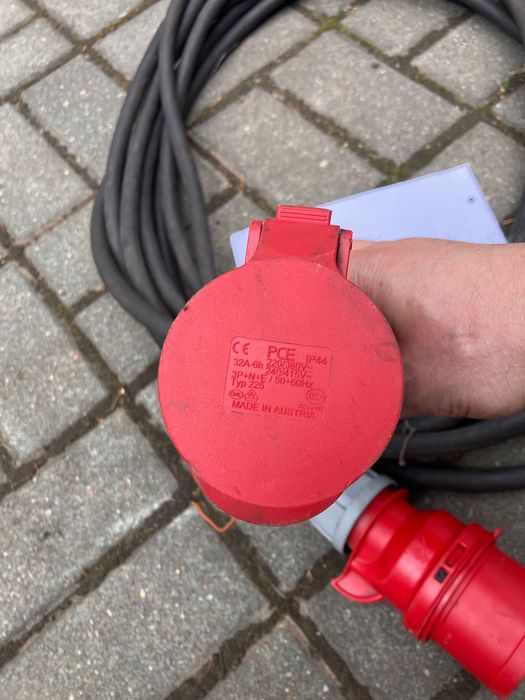 Przedłużacz elektryczny