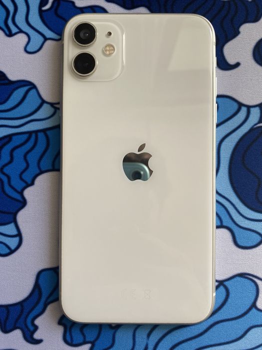 iPhone 11 64gb 68% White