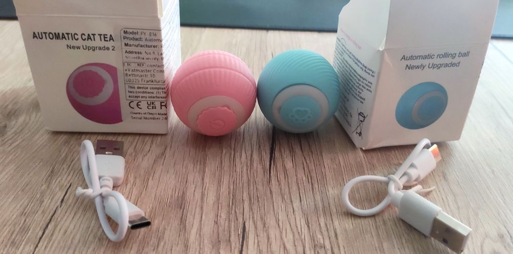 Ціна за 2 .Автоматически движутся, вращаются игрушка для котиков и соб