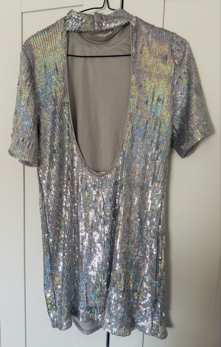 Vestido Lantejoulas Prateado (H&M)