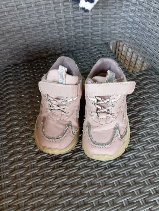 Kapcie i buty 27,29,30,31