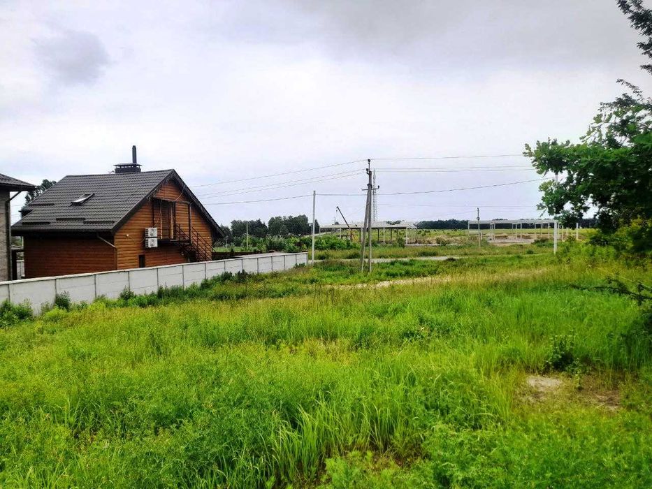 Хотів ділянка 9,6 сот під забудову, 800 метрів центр села, асфальт.