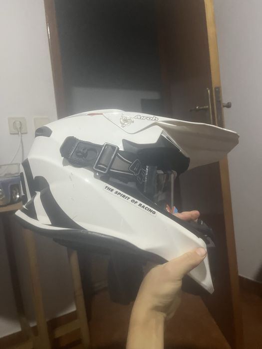 Vendo capacete airoh