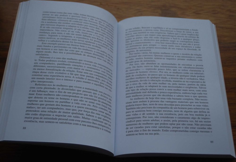 Mulheres Sós de Carmen Alborch