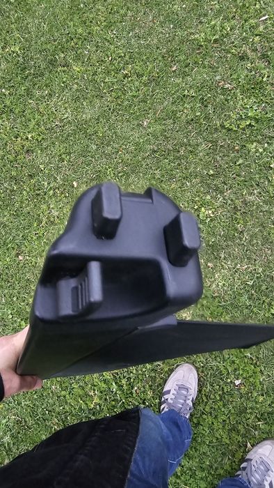 Chapeleira original Audi A4, muito bom estado.