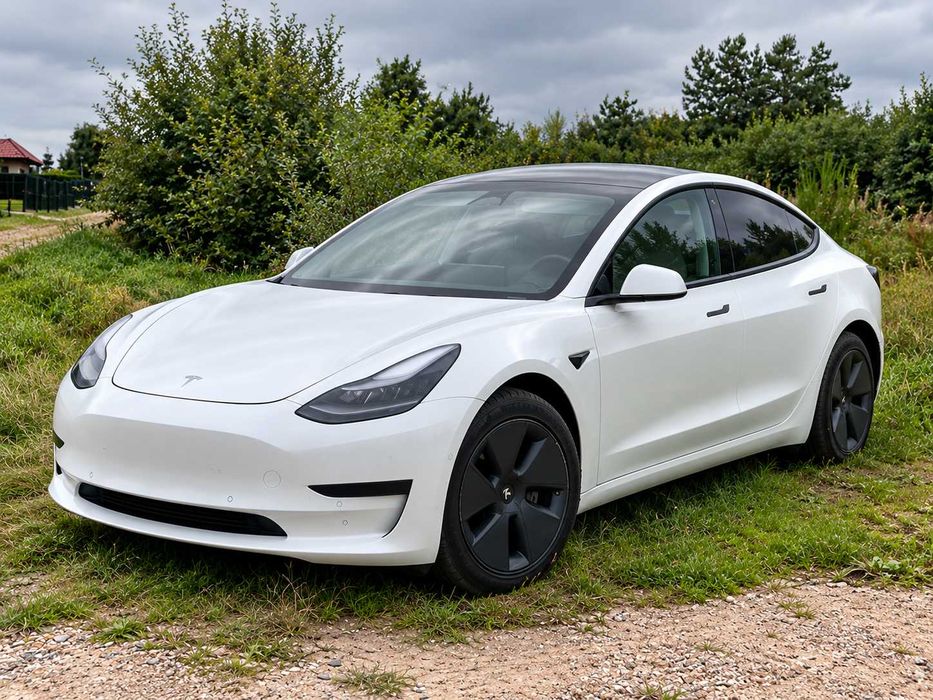 Tesla 3 Long Range 2021