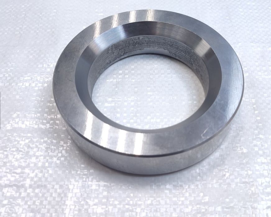 Кольцо манжеты задней ступицы Камаз. Кольцо сальника.