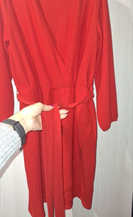 Sukienka czerwona piękna Top Secret M