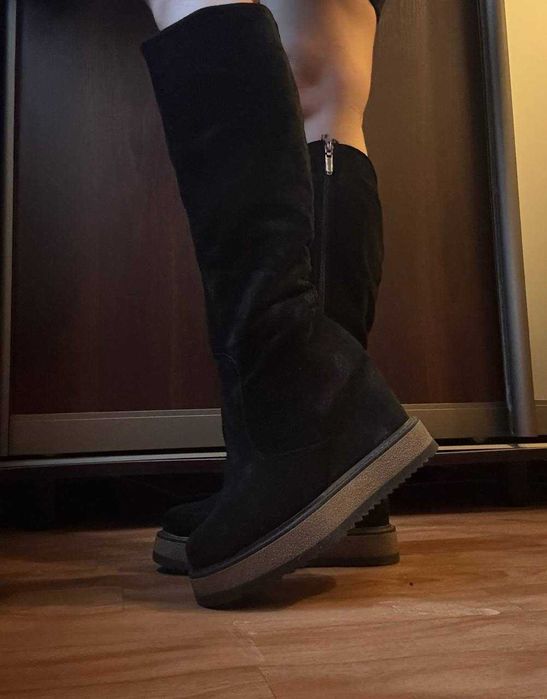 Продам женские ботфорды