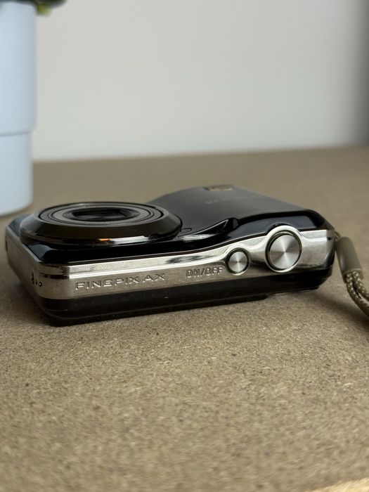 Aparat Cyfrowy Fujifilm AX200 - stan idealny