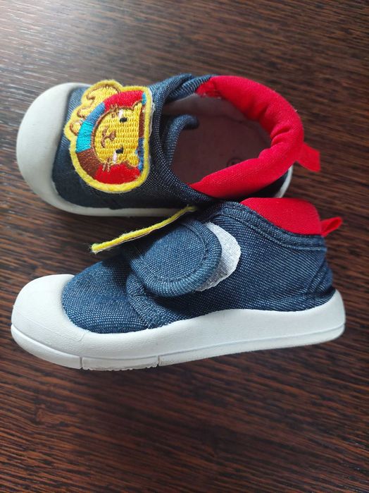 Kapcie dziecięce r20