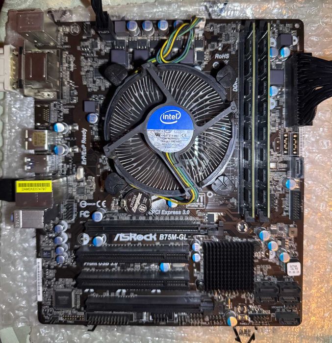 ASRock B75M-GL + Core i3-3240 + 8 Gb RAM socket 1155