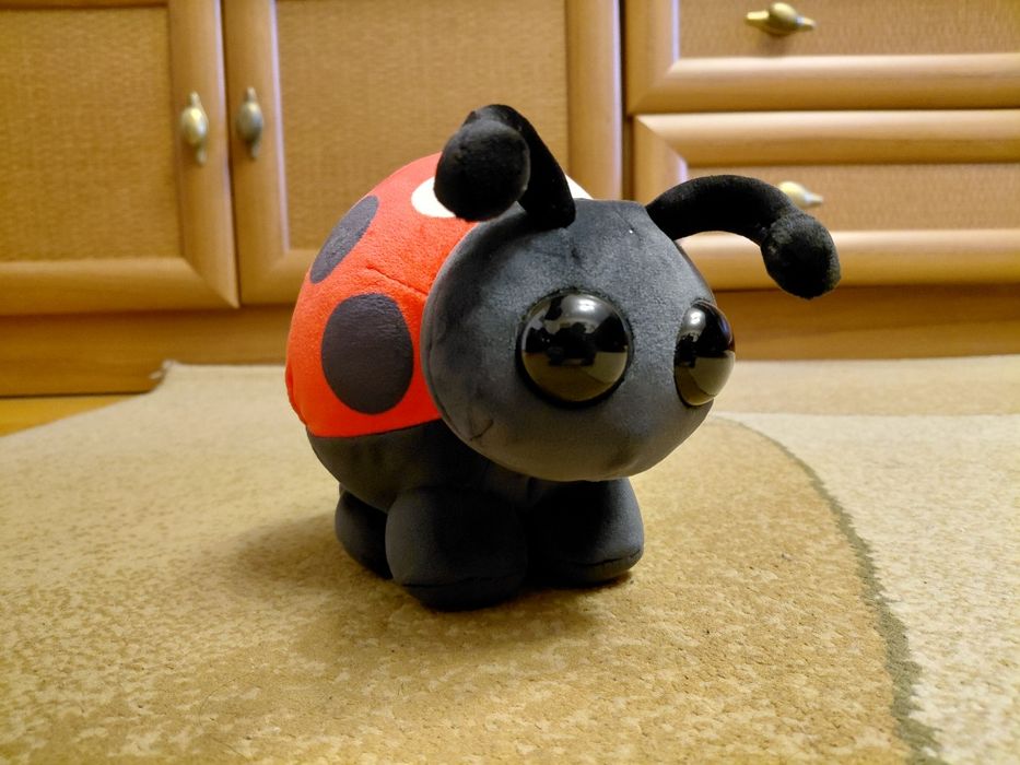 Сонечко Adopt Me Roblox Ladybug плюшева