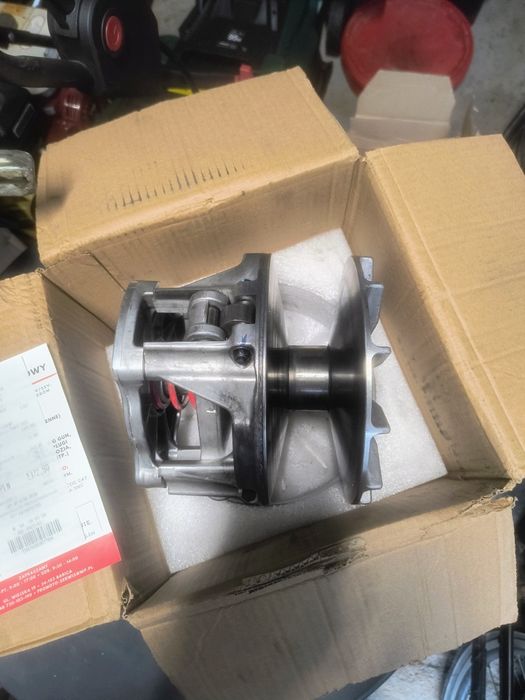Sprzęgło wariator POLARIS 850 550